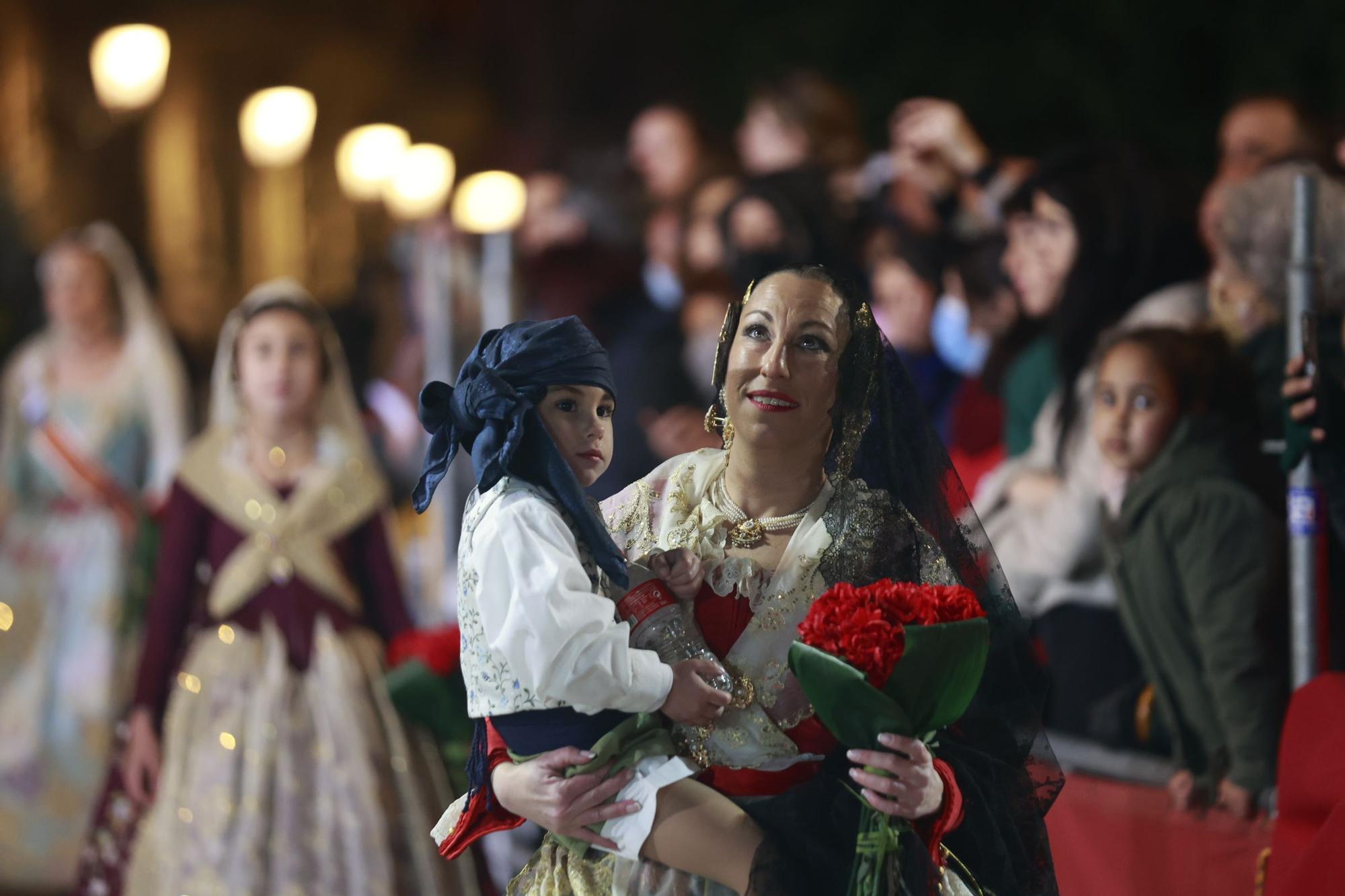 Búscate en el segundo día de ofrenda por la calle Quart (entre las 19:00 a las 20:00 horas)