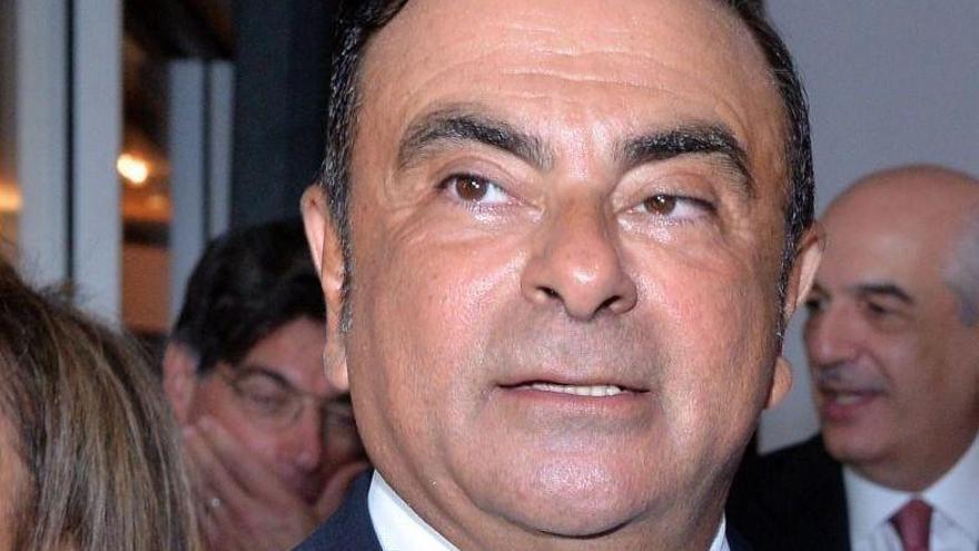 Ghosn se fugó de Japón metido en una caja y aprovechando un éscaner roto