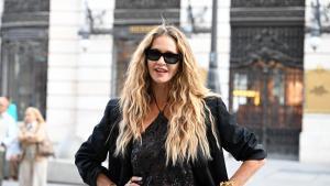 Elle Macpherson durante la 40ª edición de los Prix d’Excellence de la Beauté Marie Claire.