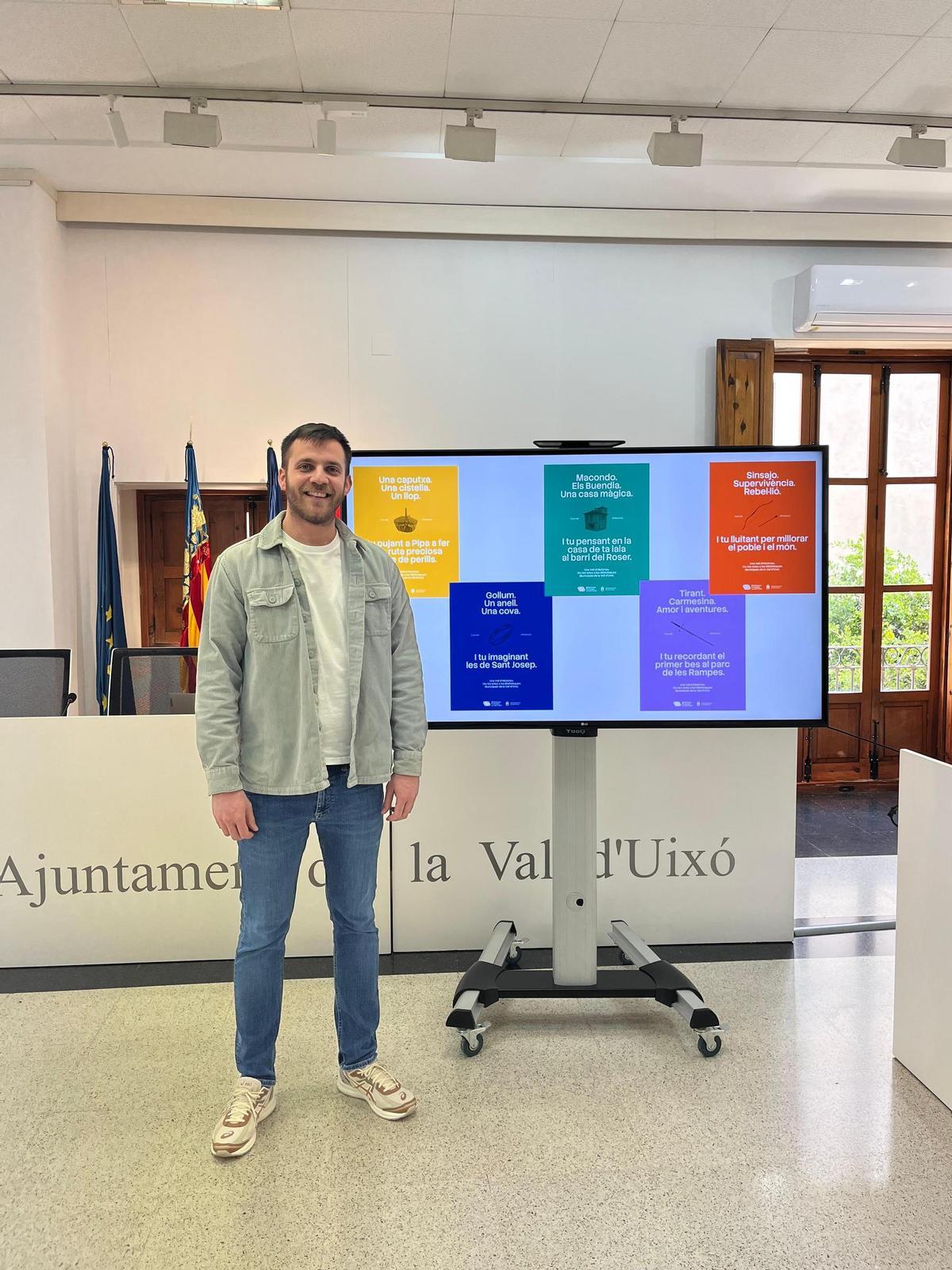 El concejal Jorge Marqués ha presentado el nuevo plan de animación lectora para la biblioteca.