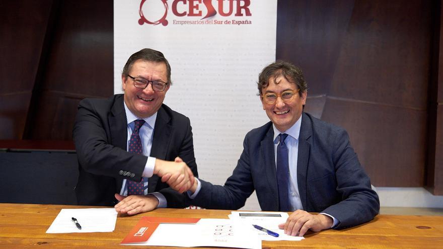 Firma del convenio de colaboración entre Cesur y la UMA.