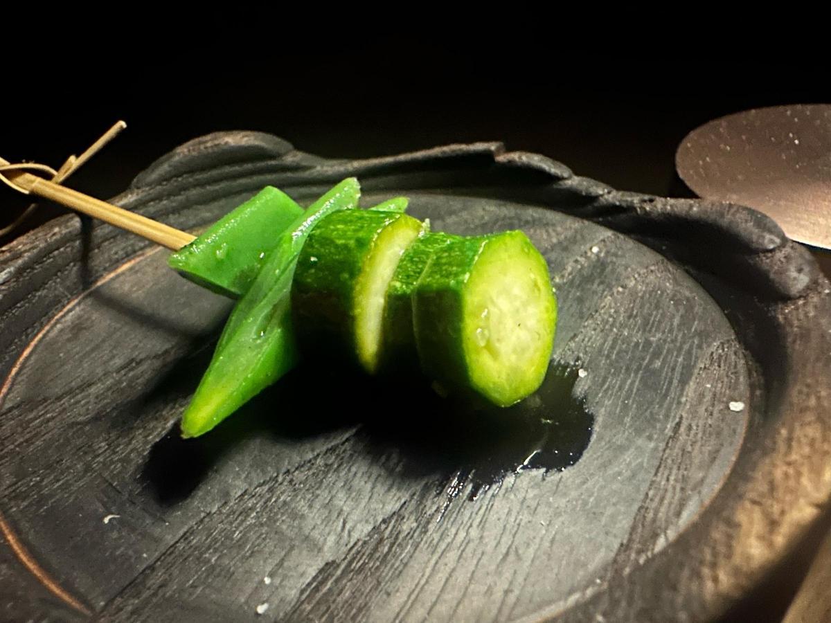 Brocheta de hortalizas en grasa de buey