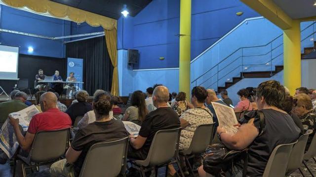 Una reunión celebrada para explicar los proyectos de saneamiento. | D.P.