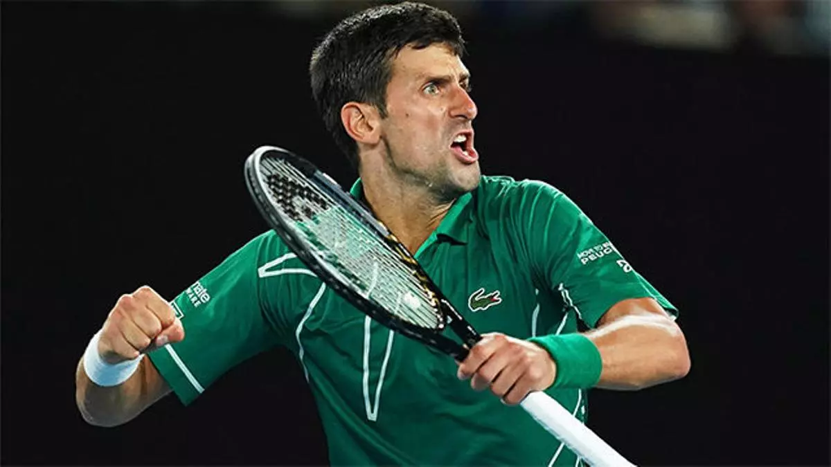 Djokovic se 'carga' a Federer y volver a luchar por el ttulo