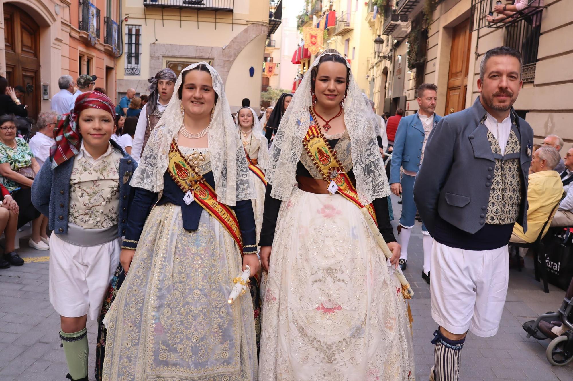 Comisiones de falla en la Procesión de la Virgen (3/5)