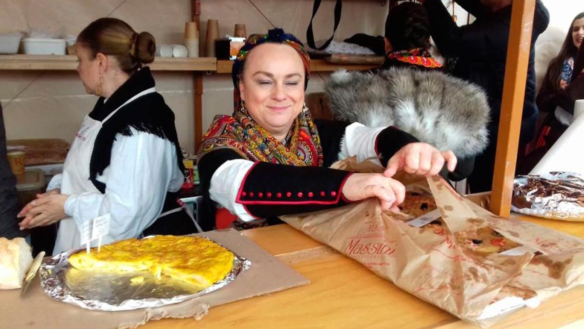 La Reconquista combate la lluvia con música y chor La Reconquista combate la lluvia con música y chor