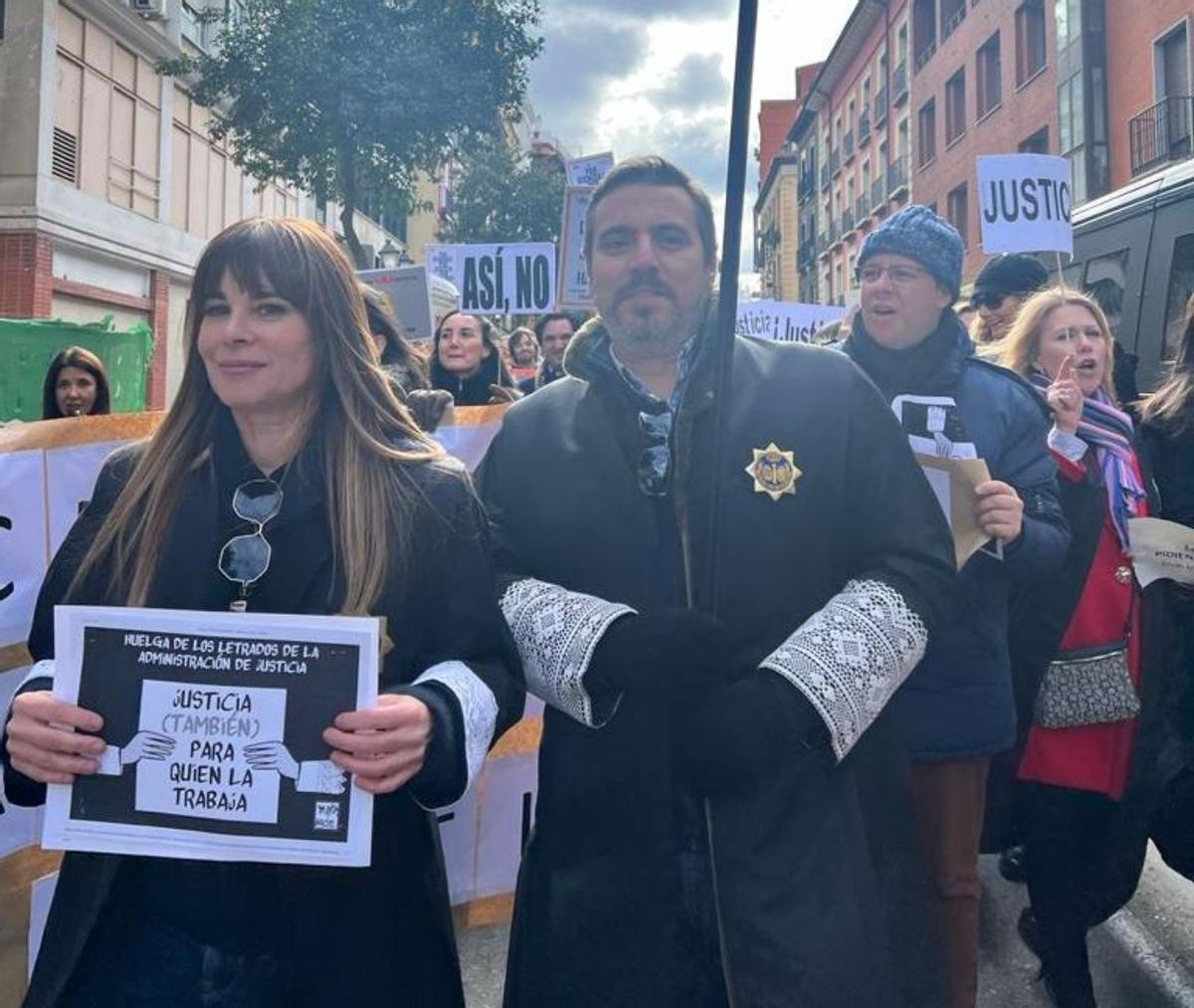 María del Mar Garcerán (i), con sus compañeros este martes en Madrid.