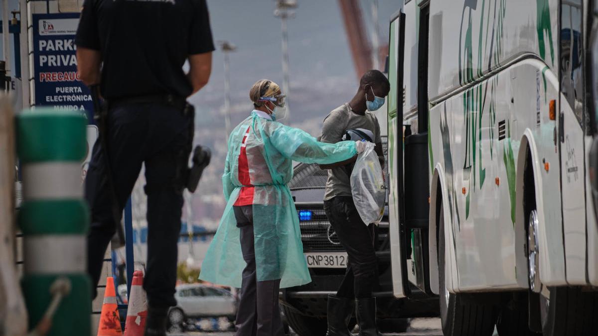 Llegada de un migrante a Canarias.