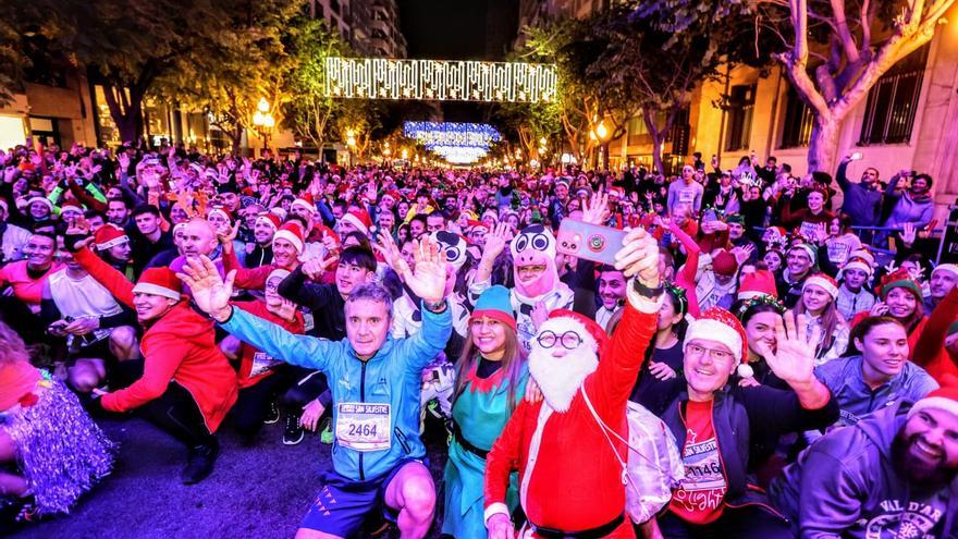 Pasión por la San Silvestre: 5.000 personas despiden el año por las calles de Alicante