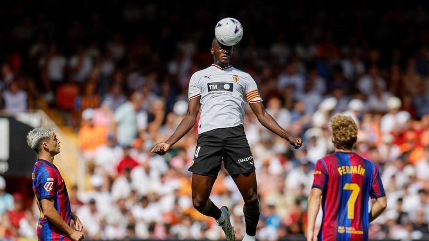 Oficial: parte médico del Valencia CF sobre la lesión de Diakhaby