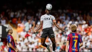 Oficial: parte médico del Valencia CF sobre la lesión de Diakhaby