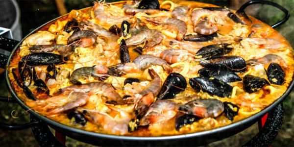 Grotesco concurso de paellas en el País Vasco