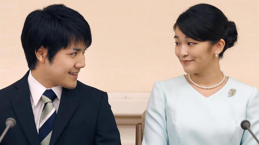 Una princesa japonesa dejará de ser miembro de la familia real por casarse con un plebeyo