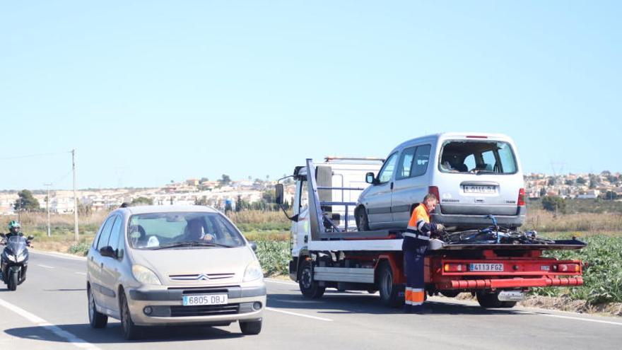 Un ciclista muere al colisionar contra un coche en San Fulgencio