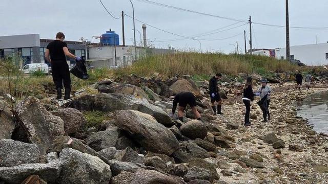 NaturCambados arranca cuidando Tragove | FDV