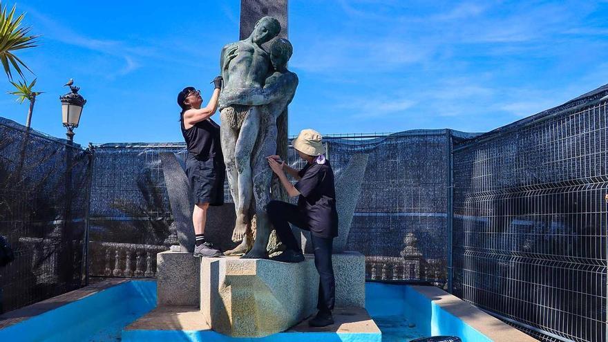 a a los Muertos en el Mar: la estatua que rinde homenaje a los marineros acomete su primera reforma tras 60 años