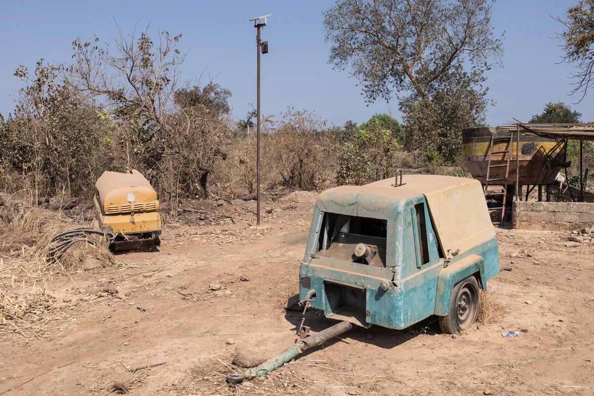 La minería artesanal de oro en Senegal. Karakaene y Bantakokouta son sitios de extracción de oro en el sureste de Senegal