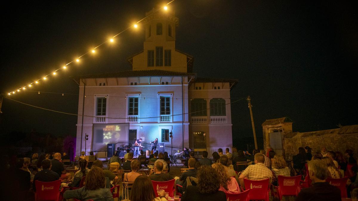 Un concert de Voilà! a la Torre Lluvià