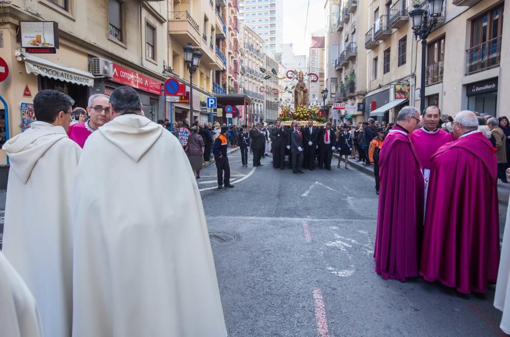 Procesión en honor a San Nicolás