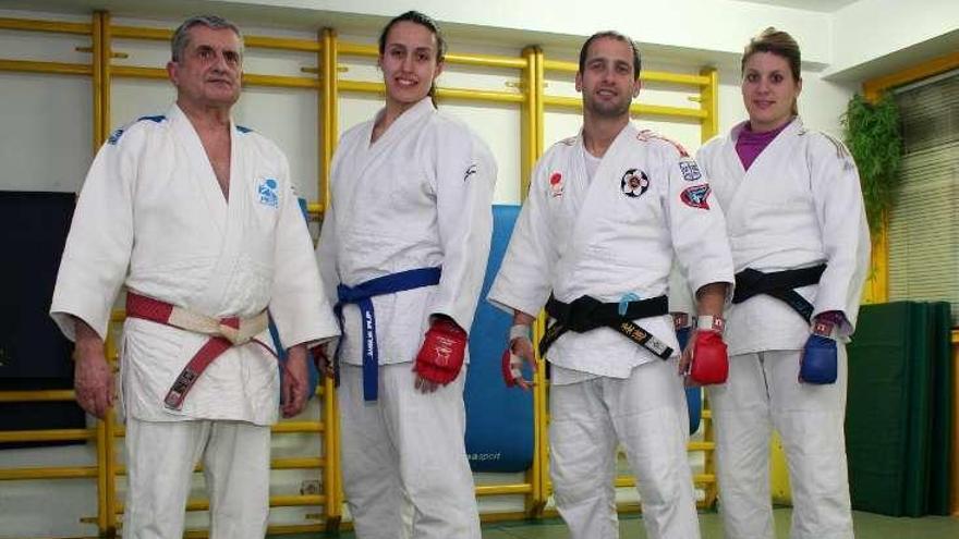 El maestro Montero, Ana Fernández, Felipe Iglesias y Tamara Silva.