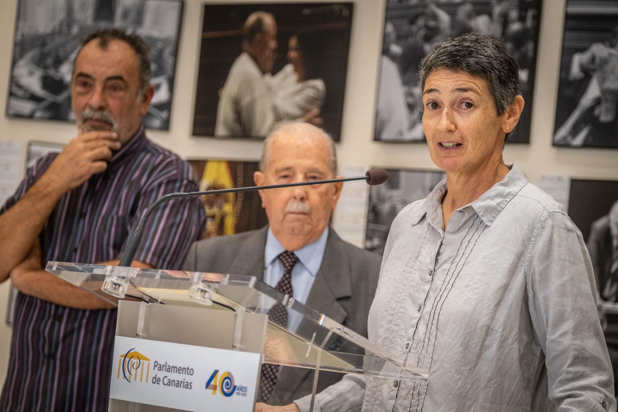 Exposición 'Tres miradas' en el Parlamento de Canarias