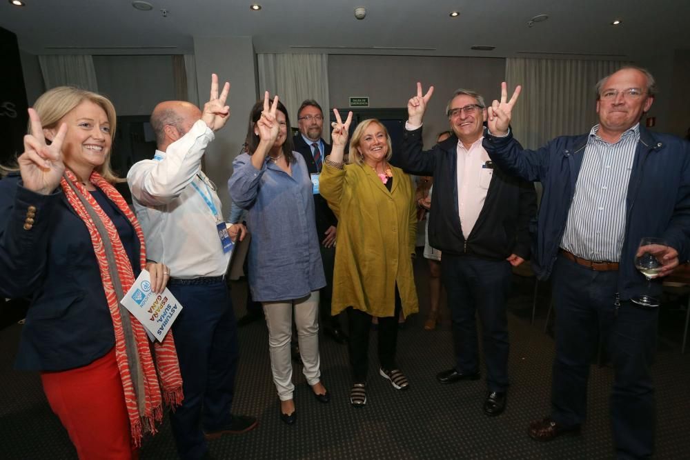 La coalición PP-Foro celebra los resultados electorales