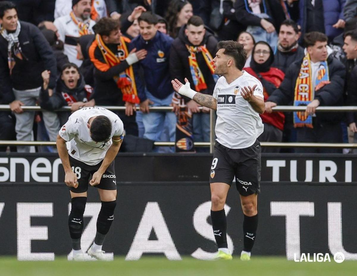 Hugo Duro celebra su gol ante el Espanyol.