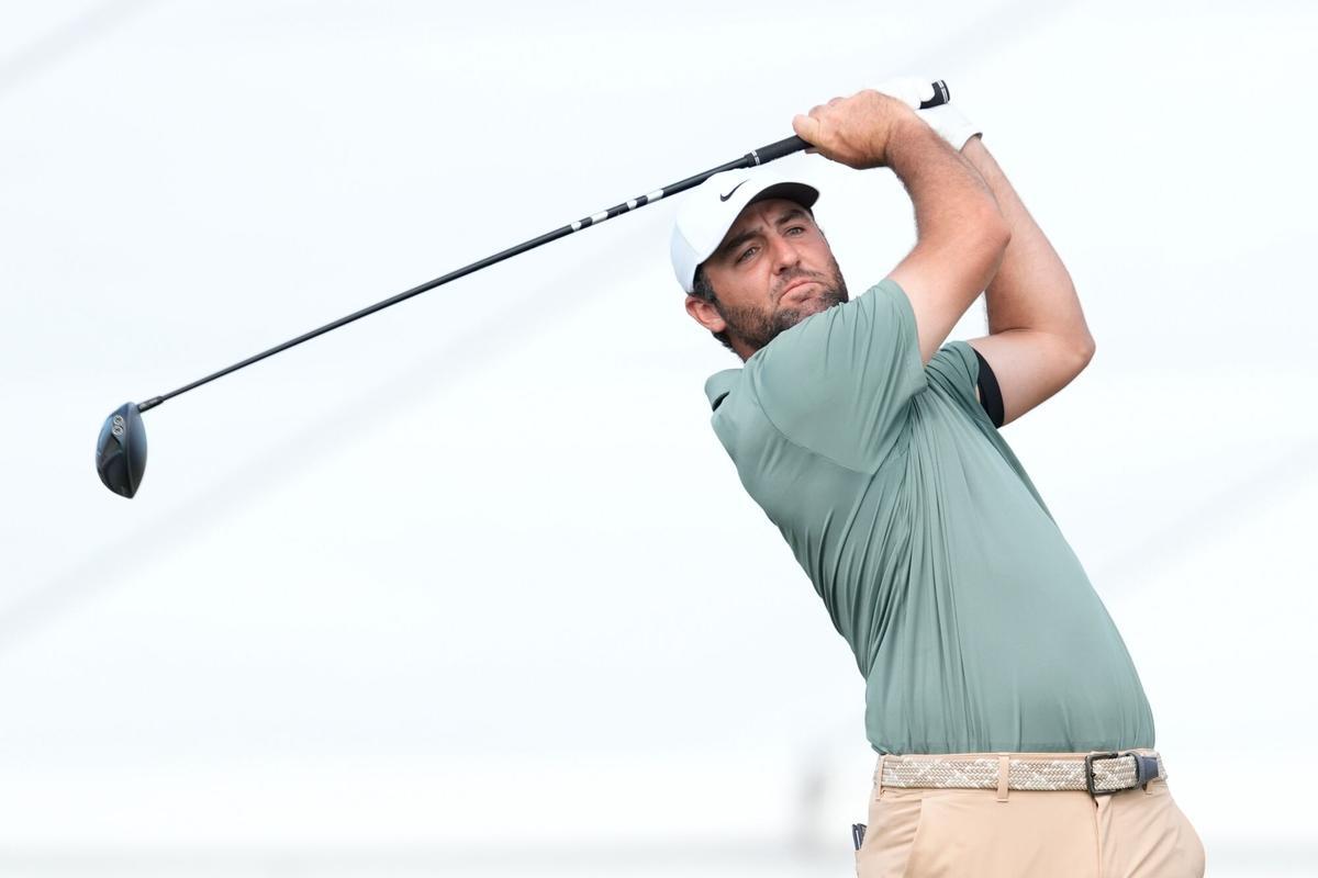 Scottie Scheffler,ya se situó lider en el Hero World Challenge, con vuelta inicial de -6