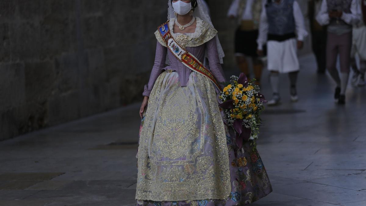 Búscate en el segundo día de Ofrenda por la calle de la Mar (entre las 19.00 y las 20.00 horas)