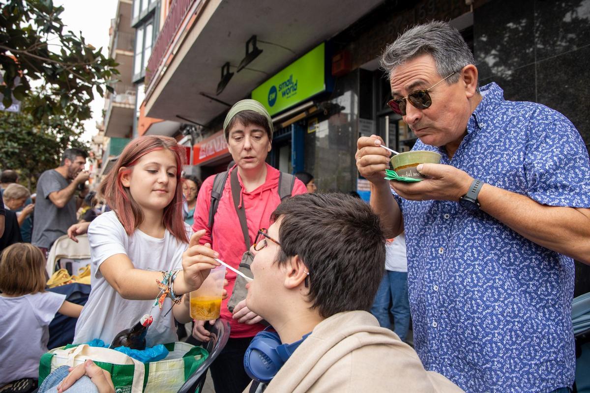 Éxito en la 18ª edición del Festival Sopes del Món, celebrado en la Marquesina de la Via Júlia, Nou Barris.