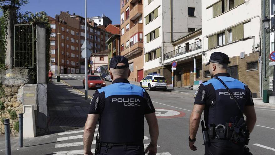 Una macrooposición con 630 aspirantes para 32 plazas de Policía Local  de Oviedo