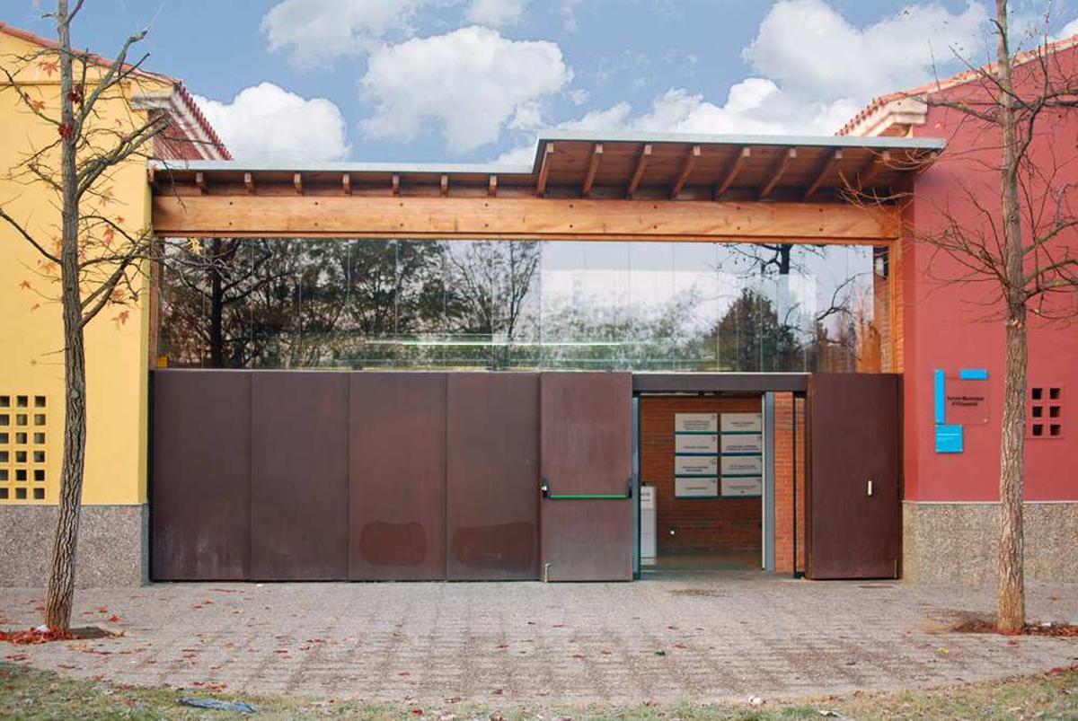 L'edifici del Servei Muncipal d'Ocupació.