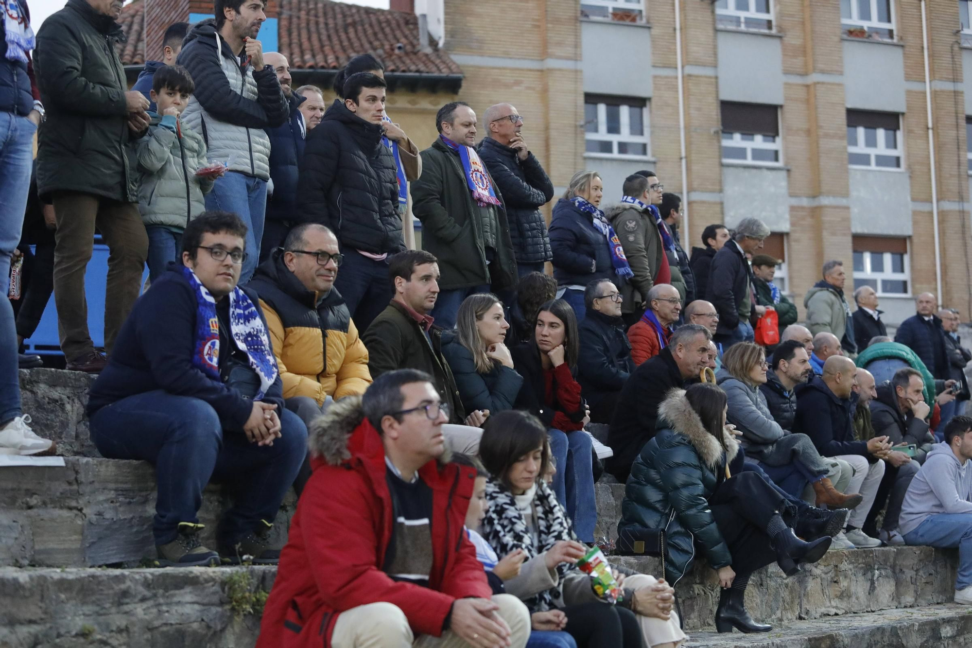 EN IMÁGENES: Así ha sido el derbi comarcal entre Marino y Avilés (0-0)