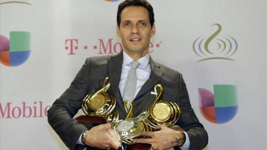 Marc Anthony triunfa en los premios de música latina Lo Nuestro