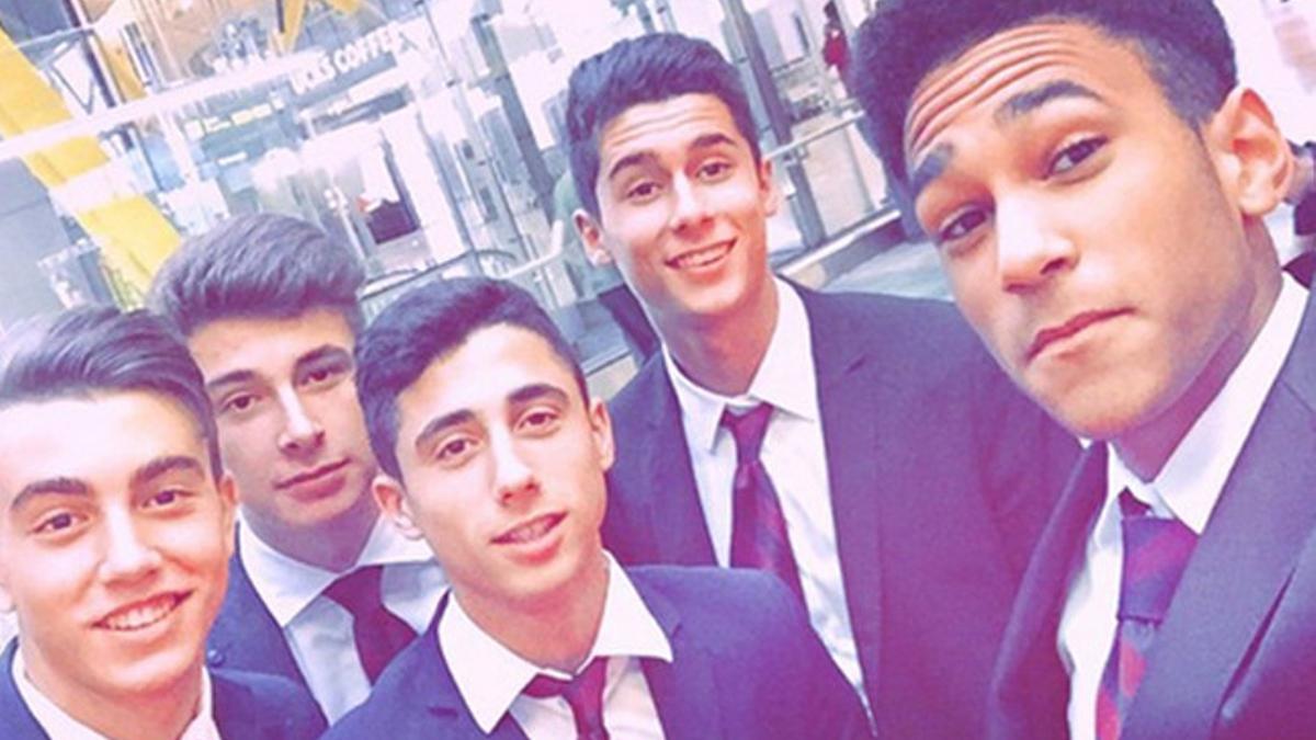 Selfie de Oriol Busquets, Iñaki Peña, Guillem Jaime, Chumi y Jordi M'Boula antes de partir hacia Madrid