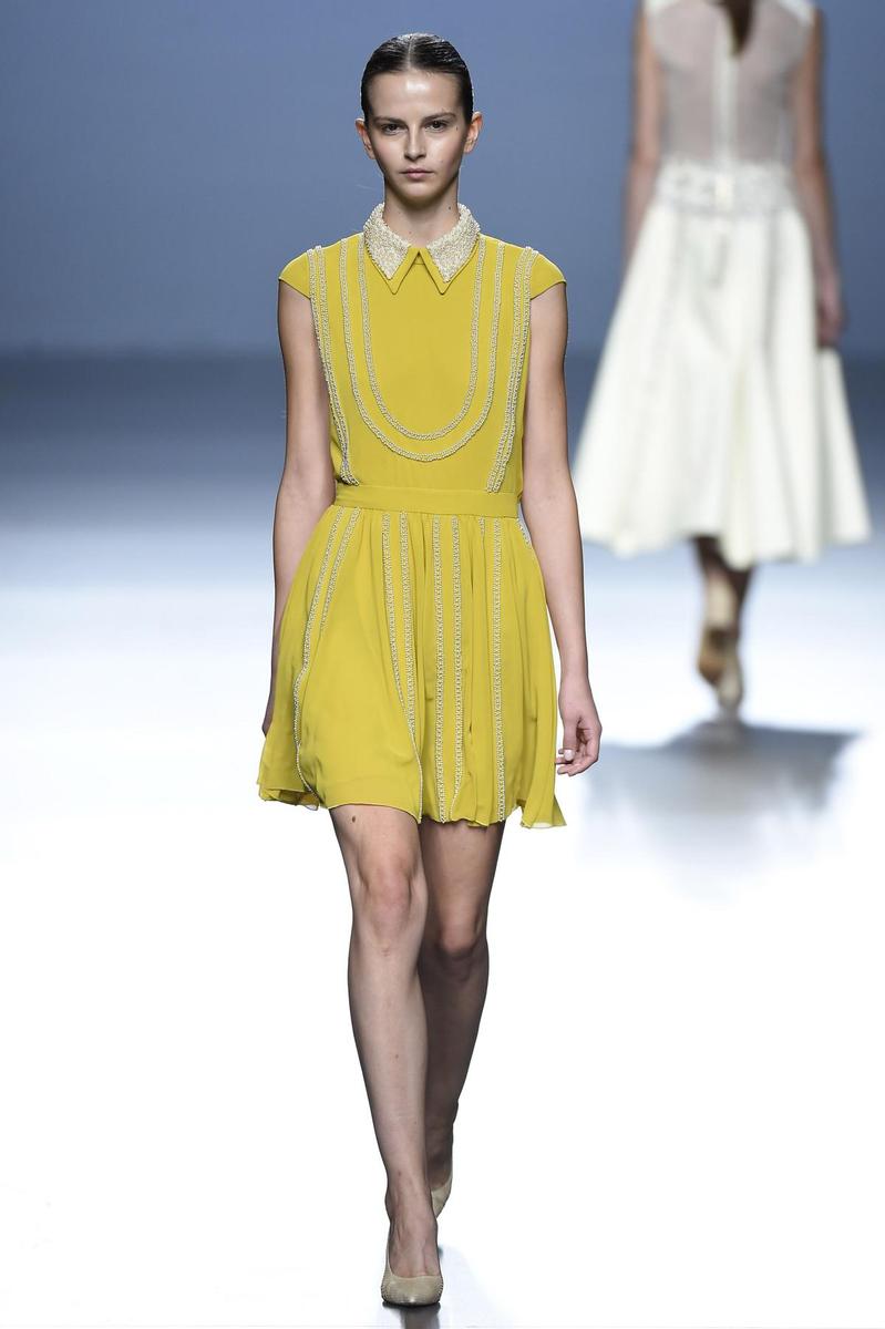 MBFWM: Teresa Helbig Primavera/Verano 2015, vestido amarillo