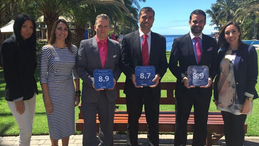 Booking.com premia a tres hoteles de Lopesan