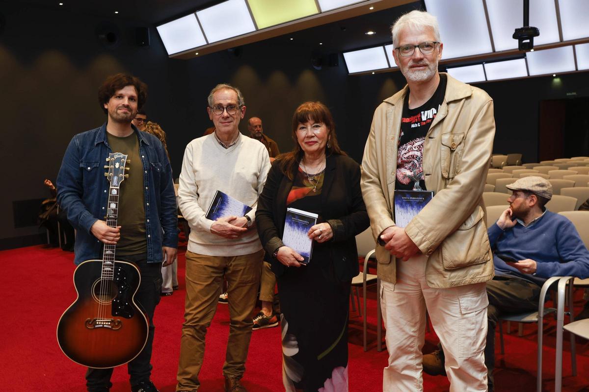 De izquierda a derecha, Haim Álvarez, Miguel Solís, Esther García y Lennart Koch.