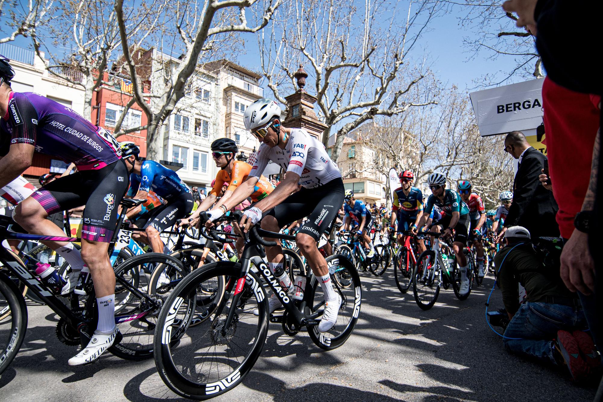 BERGA . PASSEIG DE LA INDUSTRIA . LA VOLTA CATALUNYA . ETAPA 6 BERGA QUERALT