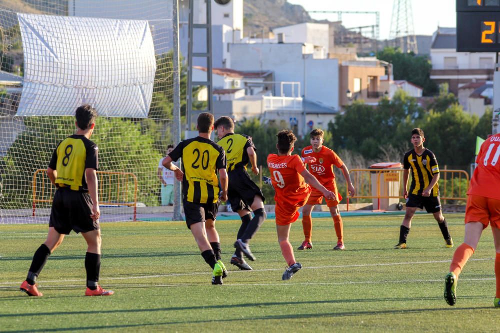 El equipo cadete del Idella CF ha llevado al fútbol eldense a la élite de la competición Autonómica por segunda vez en la historia