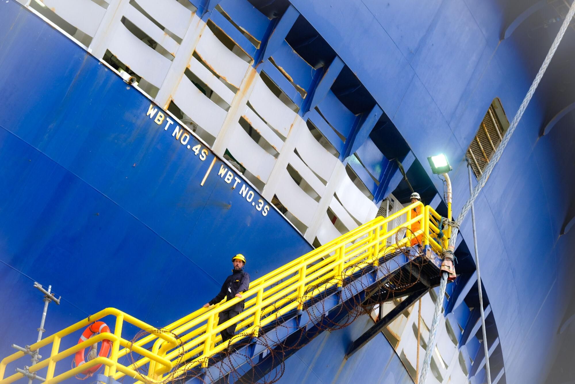 Trabajos en el 'Arendal Spirit' en el astillero Zamakona, en el Puerto de Las Palmas