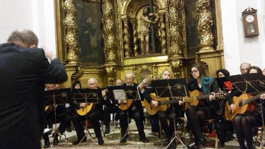 Concierto benéfico de Jesús Nazareno.