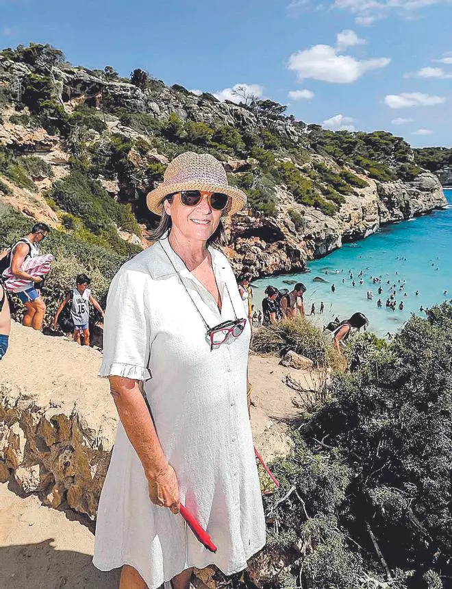 Pilar Tous: «El Caló des Moro es el síntoma de la masificación de Mallorca»