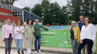 Adiós al puro en El Marqués y al "pitu" en la piscina: Grado inaugura sus espacios deportivos libres de humo
