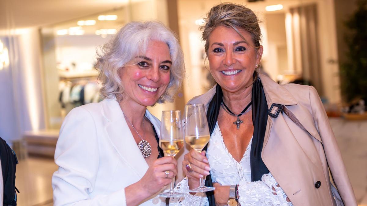 Micaela Giacobbe y Nuria Moreno, presidenta de Ibiza Luxury Destination