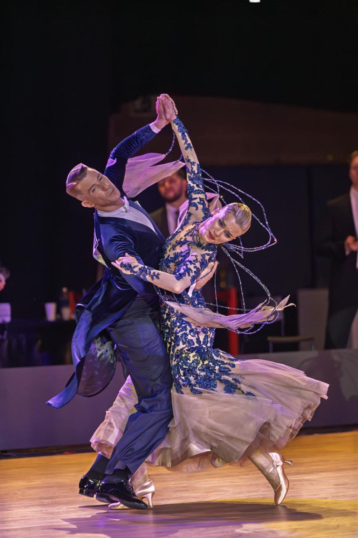 Imagen de dos bailarines en el Mallorca Dance Festival