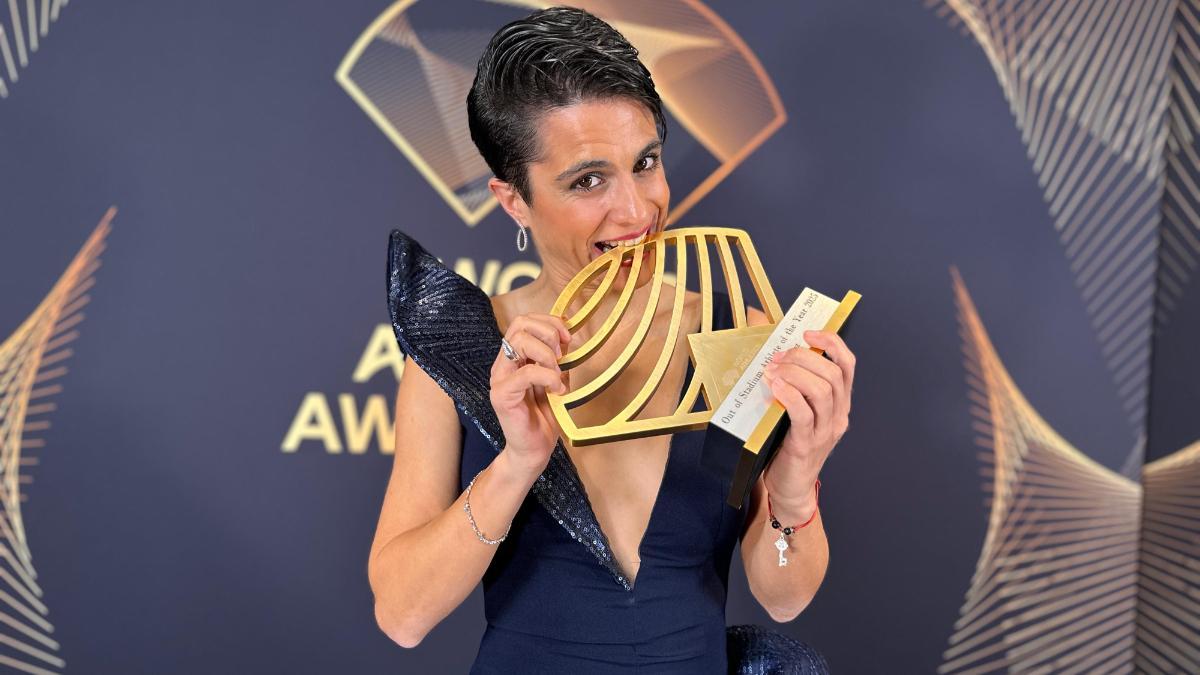 María Pérez, con su premio a la mejor atleta de 2025 en marcha/ruta