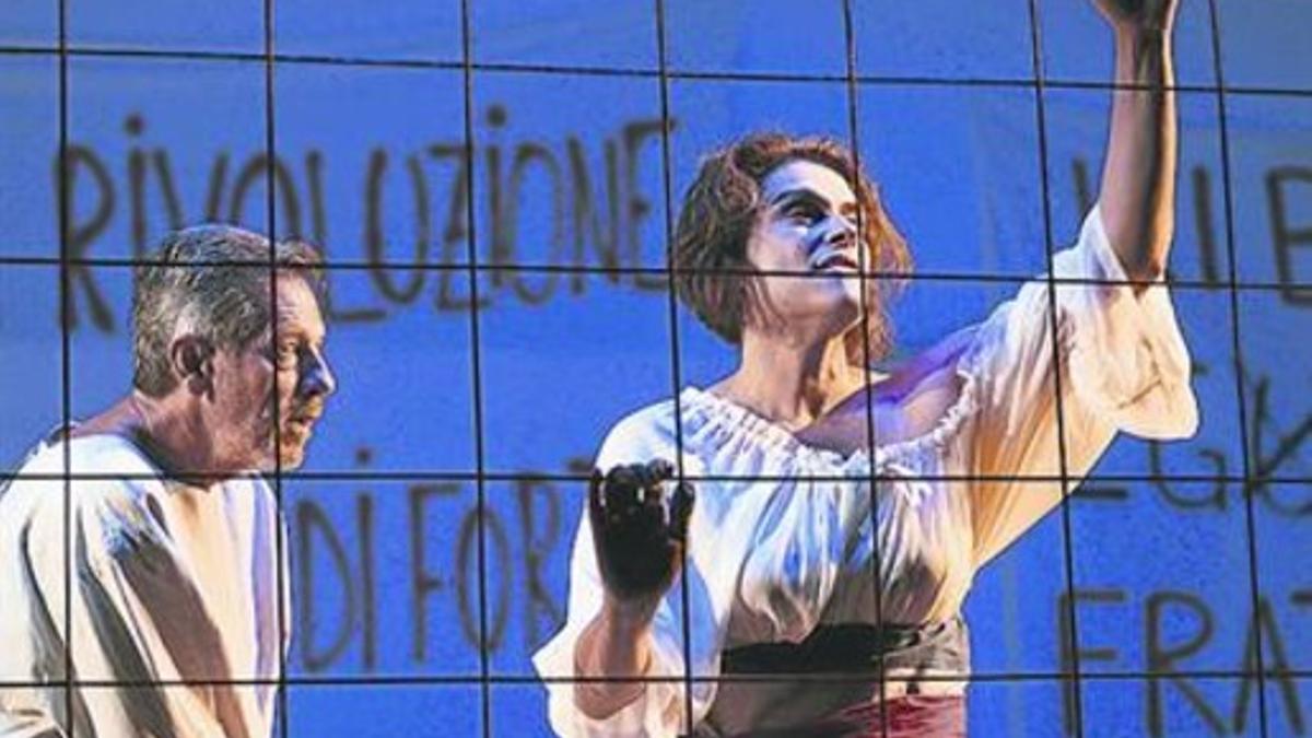 Escena de la o bra que presenta la compañía italiana Emilia Romagna.