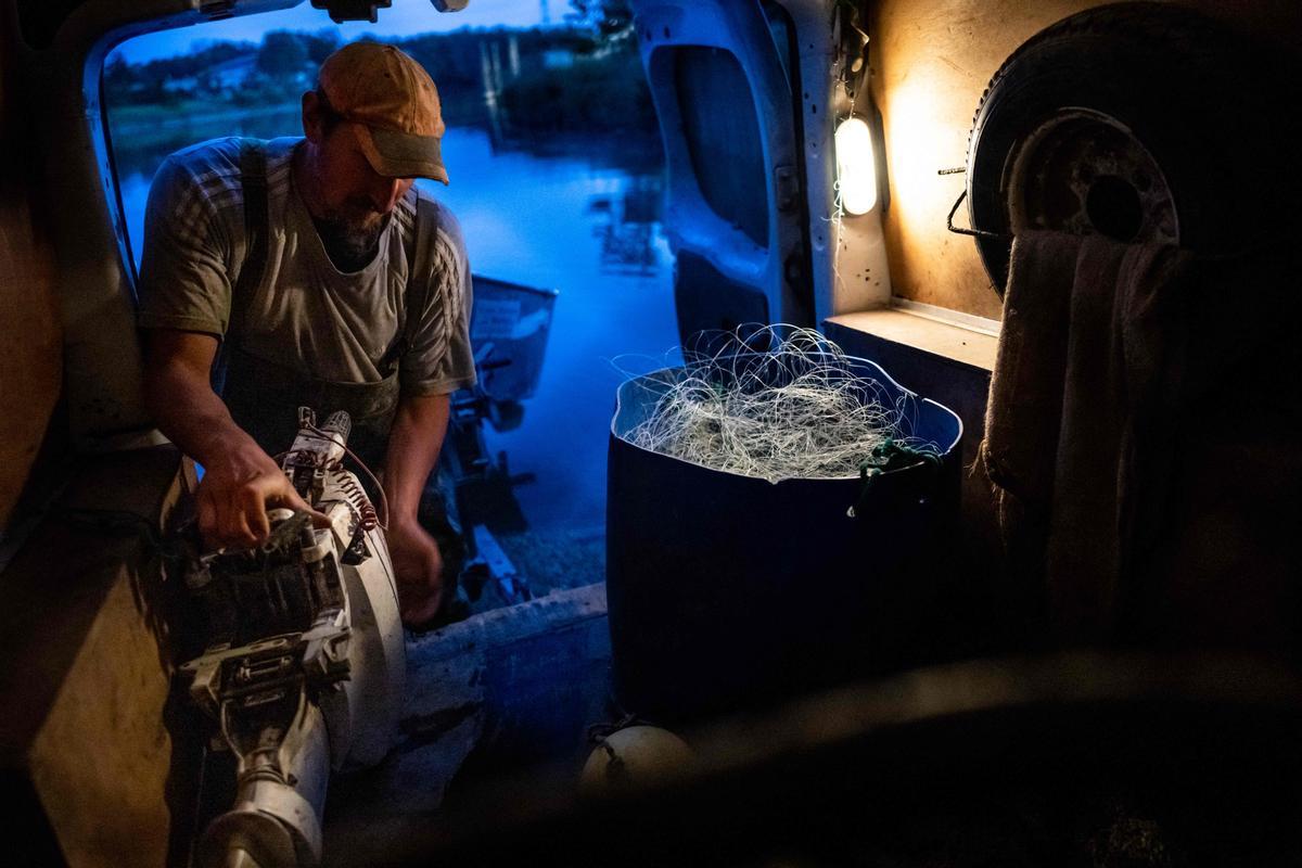 Jeremy Fuchs, el único pescador profesional del río Rin