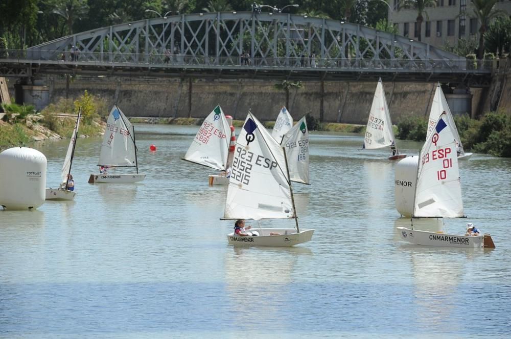 Regata exhibición en el Río Segura